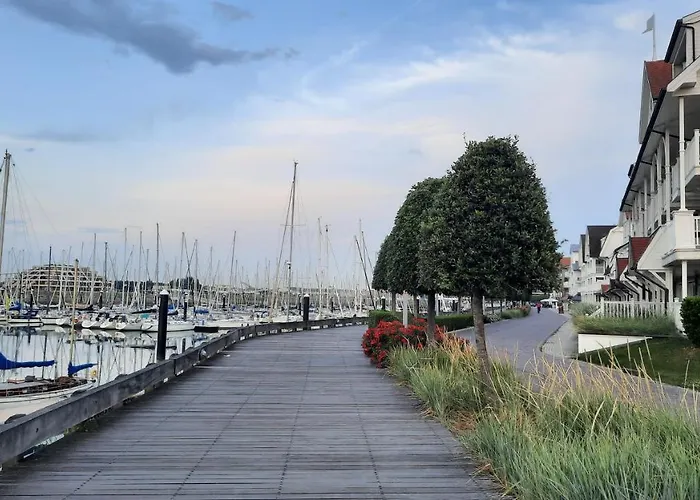 Appartement Gezellige Met Balkon - Santhooft Centrum Nieuwpoort-bad